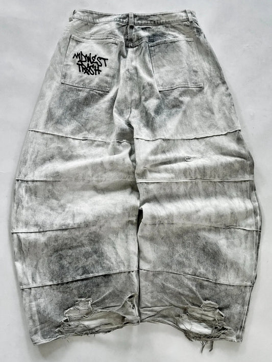DESTROYED MUD DENIM