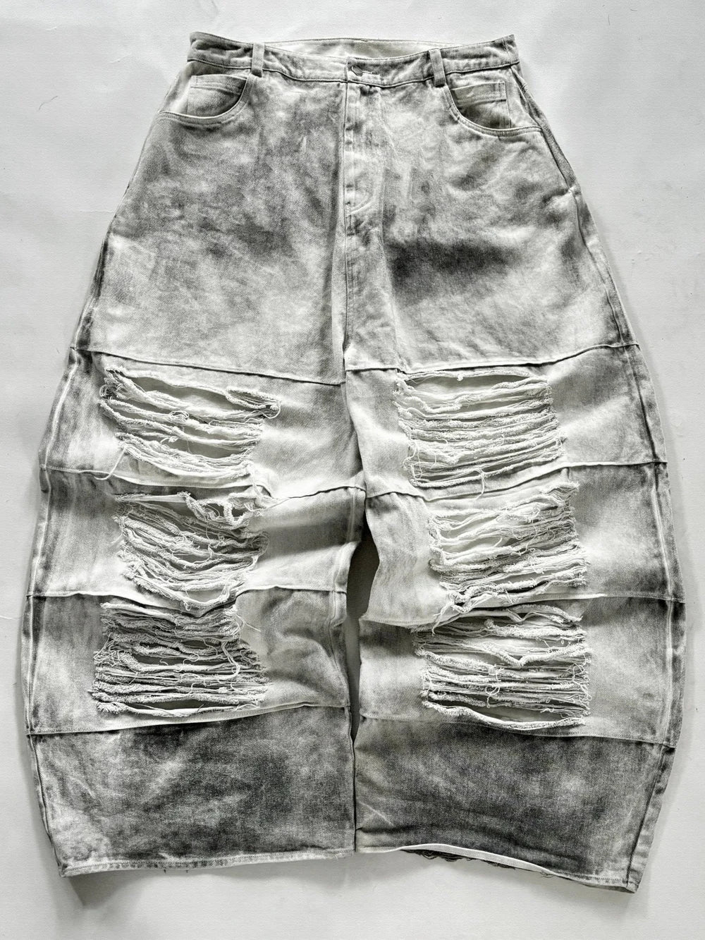 DESTROYED MUD DENIM