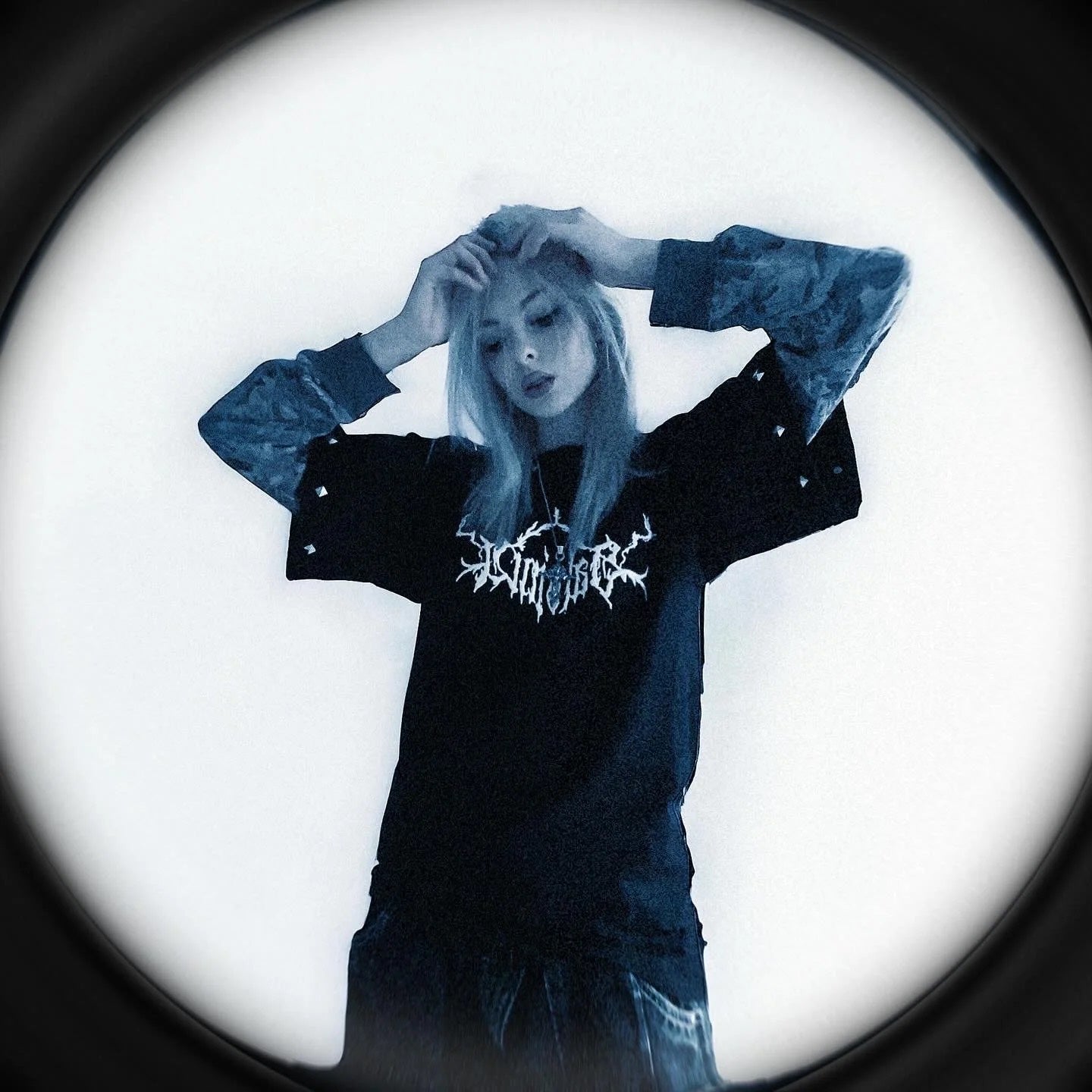 THE JETT STUDDED TEE